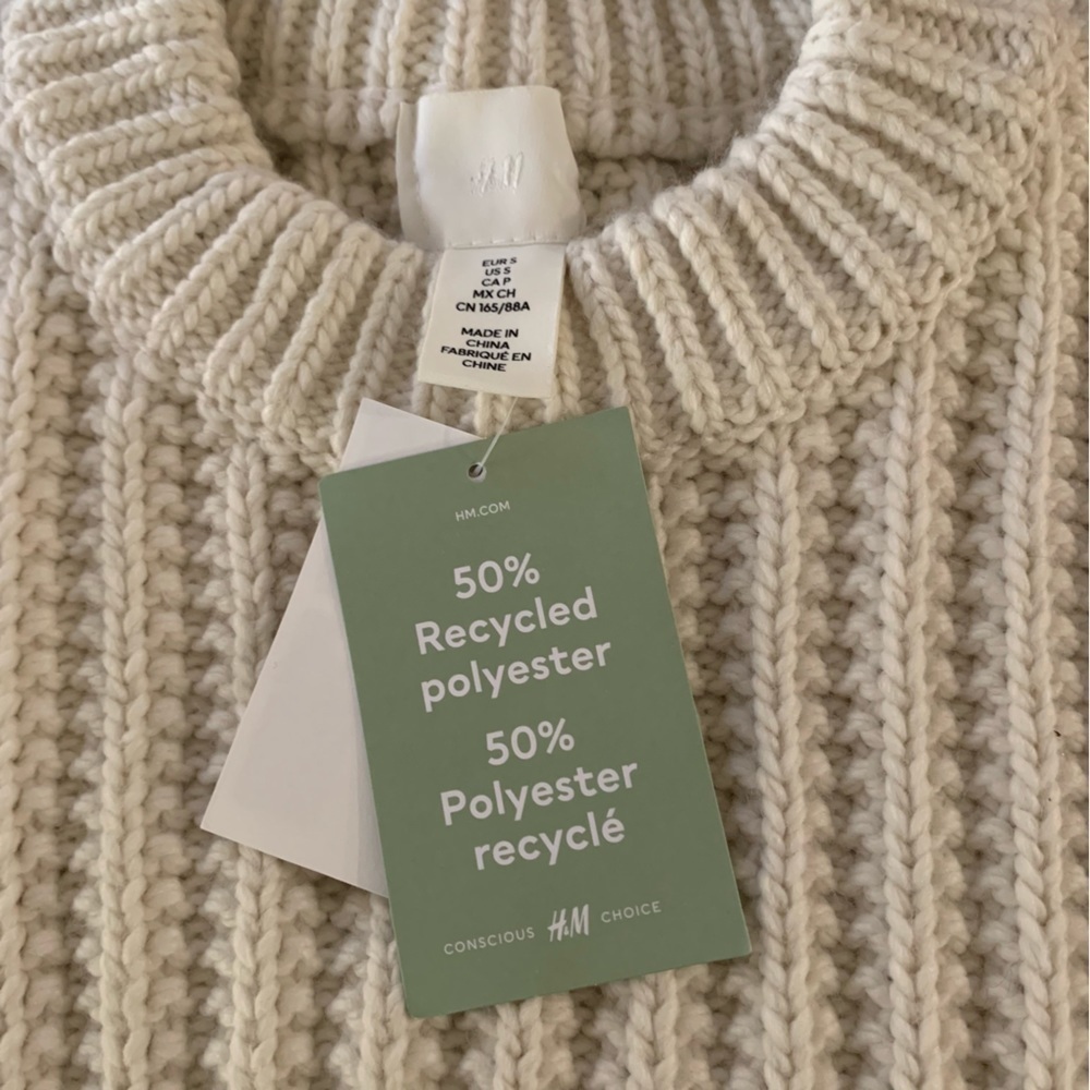 H&M NWT Winter White Fringed Wool Blend Sweater Neutral Winter Sz S - Picture 6 of 9